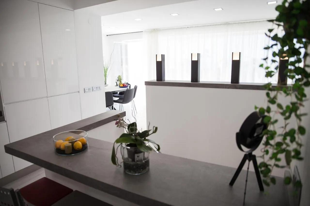 Spacious 200 Sq.M. Penthouse With Sea View Terraces Torremolinos 0*,